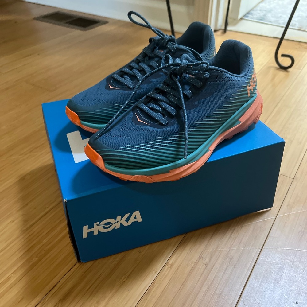 Hoka shoes